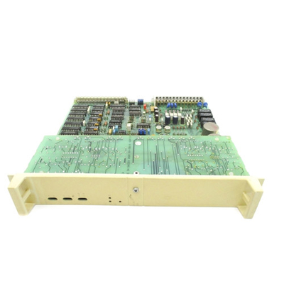 Recambios YM110001-SD del PLC del tablero del tratamiento de señales de PFVK104 ABB