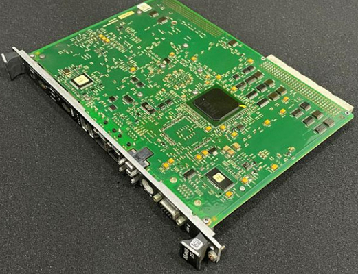 GE IS215UCVGM06A Tableros y control de la turbina Mark VI IS200 PLC de control industrial
