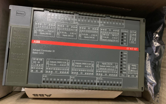 ABB 07KT97 GJR5253000R0100 PLC Unidad central controlador avanzado 31 Unidad básica