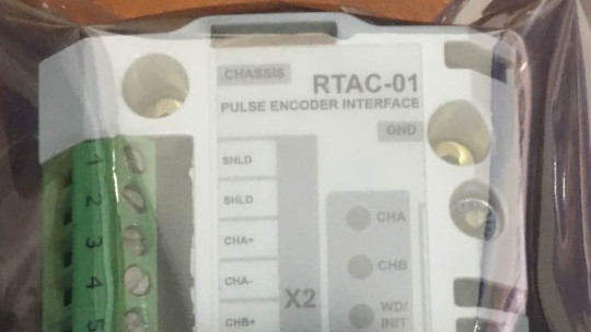 ABB RTAC-01 64610805 Interfaz de codificador de pulsos RTAC-01 PLC DCS Proveedor de piezas de repuesto
