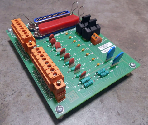 MU-TAOX02 Módulo de salida analógica de Honeywell Módulo de control de control de PLC del panel de terminación