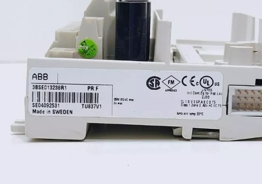ABB TU837V1 3BSE013238R1 Unidad de terminación del módulo extendido 8x1 Isol fusionado.