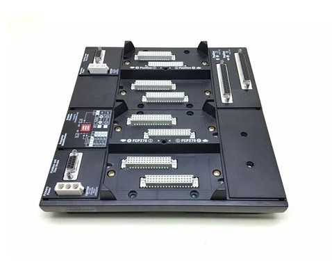 Foxboro P0926HF Standard 200 Series Baseplates 0A Identificación de la placa base Proporciona el módulo montado en el tren DIN