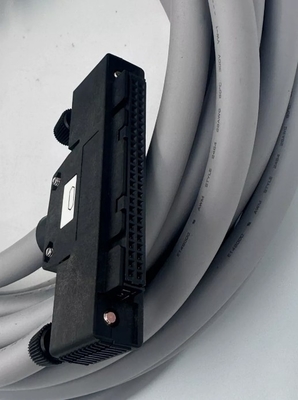 YOKOGAWA AKB331 Cable de señal de 50 a 50 pines para conexión entre SDV144/531/53A/541/SAT145 y la placa terminal