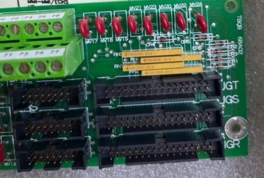 DS200TBQBG1A Modulo de terminación de la placa de circuitos GE de recubrimiento normal Serie V