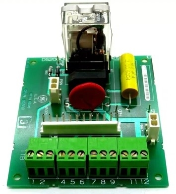 DS200CPCAG1A GE Contactor Panel piloto Conector de 12 pines y conectores de 2 pines Cuatro terminales de cableado