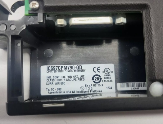IC697CPM790 Unidad de procesamiento central GE Modulo de controlador de CPU Sistemas de redundancia modular triple
