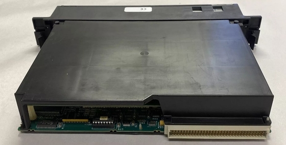 IC697CPM915 GE 32 MHz 32 bits Procesador central de punto flotante Unidad de memoria de 1 Mbyte