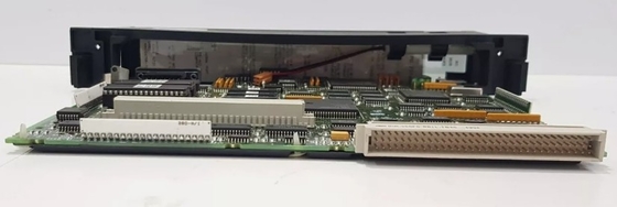 IC697CPU731 GE 12 MHz 32 Kbyte Unidad de procesamiento central Single Slot CPU 512 Entradas y salidas