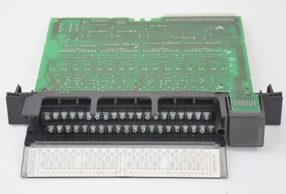 IC697MDL753 GE módulos de salida discretos 5/48 voltios DC 0,5 Amp módulo de salida de 32 puntos de lógica negativa