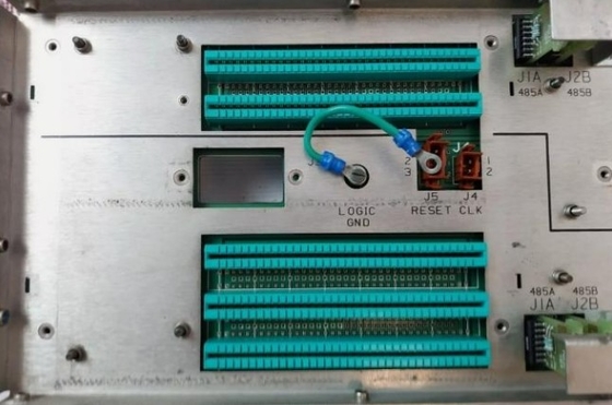 El módulo de Honeywell 51402455-100 D/N Classic Backpanel 2 NODE CFA