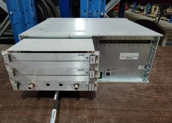 Honeywell 51402199-100 Revestimiento del sistema de control industrial con placas de circuito