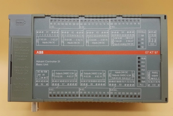 07KT97 GJR5253000R0160 Controlador de ventaja ABB 31 Unidad básica módulo PLC