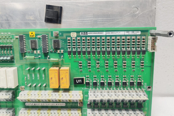 La tarjeta de E/S digital de ABB UNS 0863A-P HIEE305082R0001