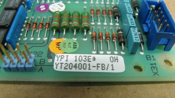 YPI103E YT204001-FB Tarjeta de circuito digital ABB