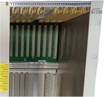 REG216 HESG324513R1 ABB Estante de protección del generador digital