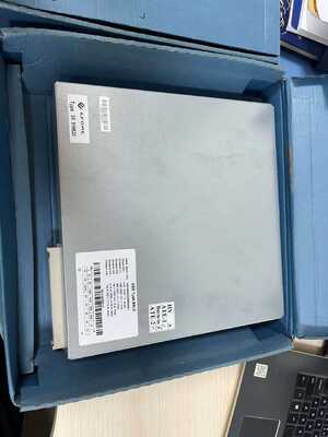 SR91H520 Relay de protección ABB con protección contra fallas de tierra por sobrecorriente y diseño compacto