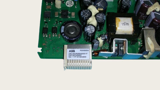 Tarjeta PCB ABB PSM0004 Modelo 2RCA025059A0001A para sistemas de media tensión, módulo ABB