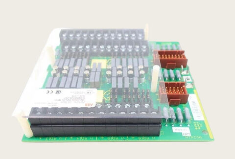 NTAM01 ABB Unidad de terminación maestra analógica