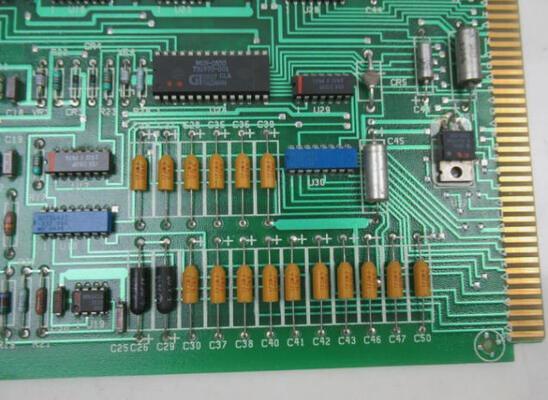 Honeywell 30731823-001 A/D Mux Placa de circuitos PLC 24Vdc 110mA Nuevo módulo de control de condición