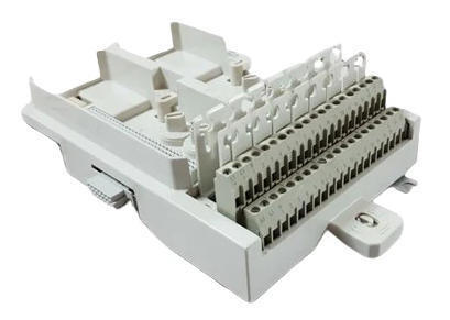 TU842 3BSE020850R1 Unidad de terminación de módulos de E/S de ABB