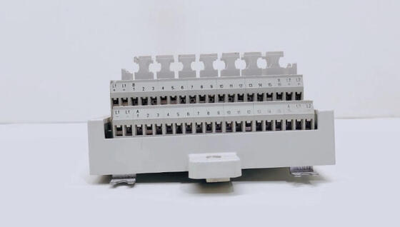 TU844 3BSE021445R1 ABB Unidad de terminación del módulo de E/S para ranura del bastón de derivación
