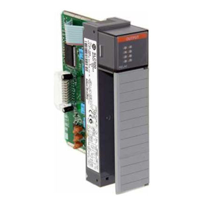 Salidas del contacto de retransmisión del módulo de salida de la retransmisión del 8-canal de 1746-OW8 Allen Bradley SLC500 N.O.