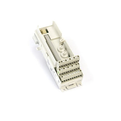 Terminales 3BSE013231R1 de la señal de la unidad 1x8 de la terminación del módulo del acuerdo de TU811V1 ABB S800