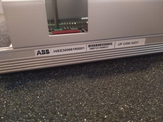 UPC090AE01 ABB ENCIMA de los recambios HIEE300661R0001 del PLC del tablero del interfaz del circuito de la CA de C090 AE01 DC