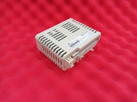Recambios 3BSE008508R1 del PLC del módulo entrado 24V 16 CH de DI810 ABB S800 Digitaces