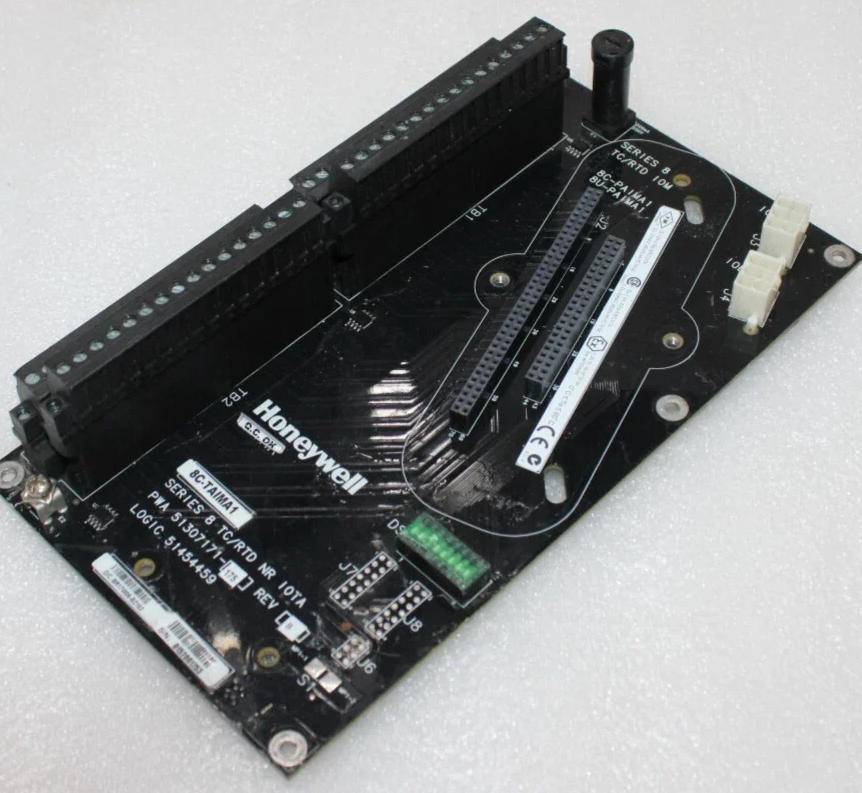 Modulo de entrada analógico Honeywell 8C-TAIMA1 con 16 canales de entrada 24 VDC Fuente de alimentación y voltaje de aislamiento ± 250 V