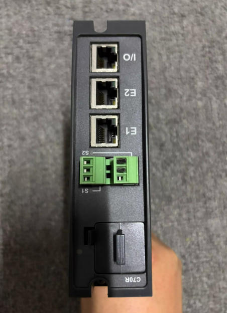Honeywell 900C72R-0100-43 32-Channel Digital Input Module for HC900 Controller and Experion C DCS 24Vdc 110mA
