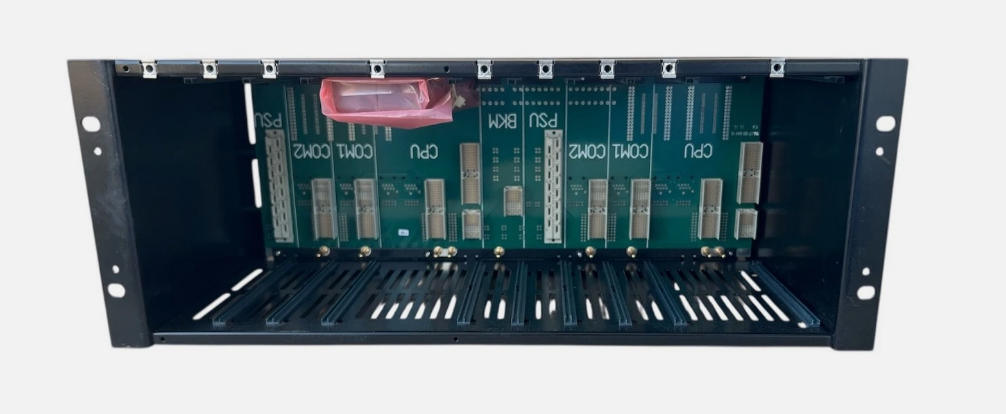 Chasis Honeywell FS-CPCHAS-0001 para procesador de control con redundancia de controlador 1:1 y bus de seguridad de alta velocidad